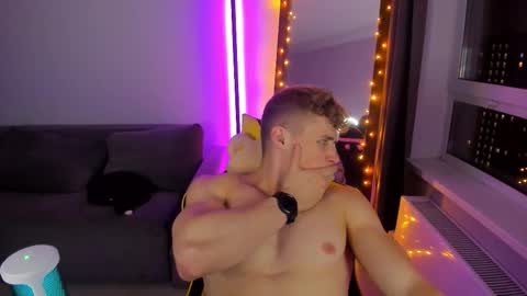 kurt_hanssen online show from October 27, 2025, 7:40 pm