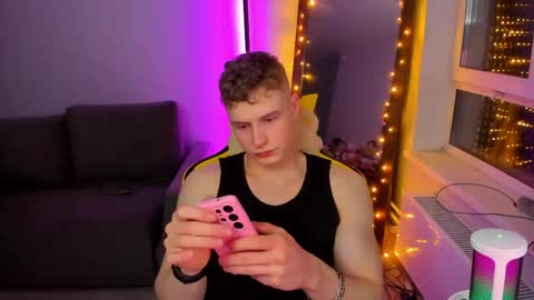 Snapshot of kurt_hanssen chatting on May 6, 2026, 7:30 pm kurt_hanssen online show from May 6, 2026, 7:30 pm