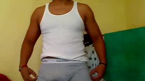 Snapshot of kushlozter chatting on October 21, 2025, 9:04 pm kushlozter online show from October 21, 2025, 9:04 pm