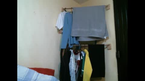 Snapshot of kushlozter chatting on February 4, 2026, 7:25 am kushlozter online show from February 4, 2026, 7:25 am