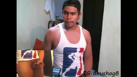 Snapshot of kushlozter chatting on February 9, 2026, 9:52 pm kushlozter online show from February 9, 2026, 9:52 pm