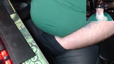 Snapshot of kustom77 chatting on December 30, 2024, 12:32 am Vlad Voivode of Wallachia online show from December 30, 2024, 12:32 am