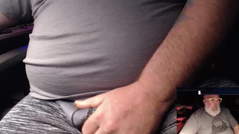 Snapshot of kustom77 chatting on December 4, 2025, 11:13 pm Vlad Voivode of Wallachia online show from December 4, 2025, 11:13 pm