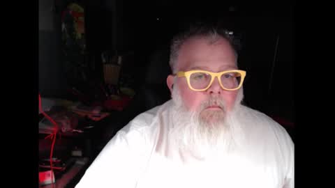 Snapshot of kustom77 chatting on February 10, 2026, 1:32 am Vlad Voivode of Wallachia online show from February 10, 2026, 1:32 am