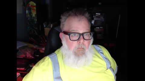 Snapshot of kustom77 chatting on February 17, 2026, 9:32 pm Vlad Voivode of Wallachia online show from February 17, 2026, 9:32 pm