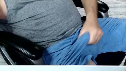 Snapshot of kwib34 chatting on October 5, 2025, 10:02 am kwib34 online show from October 5, 2025, 10:02 am