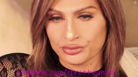 Snapshot of kxaxmichelle chatting on December 9, 2024, 8:01 pm Kick online show from December 9, 2024, 8:01 pm