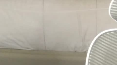 Snapshot of kxaxmichelle chatting on November 24, 2025, 9:36 pm Kick online show from November 24, 2025, 9:36 pm