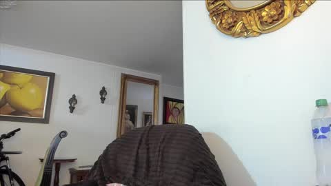 kyhara online show from March 6, 2025, 10:15 pm