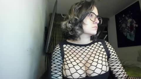 kyhara online show from May 7, 2026, 1:00 am