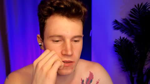 Snapshot of kyle_4u chatting on December 26, 2024, 7:05 pm Kyle online show from December 26, 2024, 7:05 pm