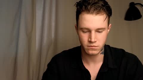 Snapshot of kyle_4u chatting on February 6, 2025, 5:57 am Kyle online show from February 6, 2025, 5:57 am