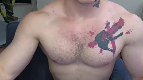 Snapshot of kyle_4u chatting on October 15, 2025, 6:13 am Kyle online show from October 15, 2025, 6:13 am