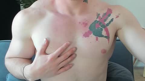 Snapshot of kyle_4u chatting on November 2, 2025, 7:55 am Kyle online show from November 2, 2025, 7:55 am