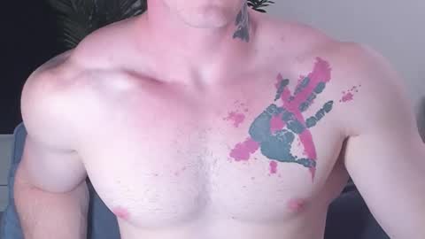 Snapshot of kyle_4u chatting on November 15, 2025, 2:13 pm Kyle online show from November 15, 2025, 2:13 pm