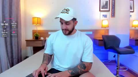 Snapshot of kylenorth_ chatting on September 19, 2025, 11:33 am kylenorth_ online show from September 19, 2025, 11:33 am