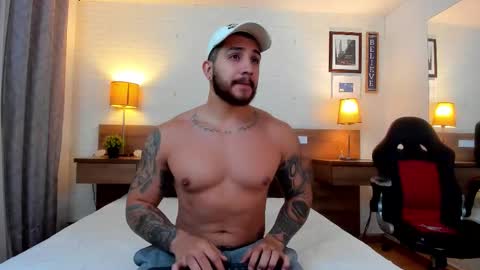 Snapshot of kylenorth_ chatting on October 9, 2025, 11:19 am kylenorth_ online show from October 9, 2025, 11:19 am