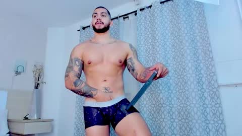 Snapshot of kylenorth_ chatting on October 28, 2025, 8:11 pm kylenorth_ online show from October 28, 2025, 8:11 pm