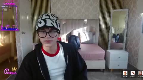 kyler_tay online show from June 20, 2026, 11:46 am