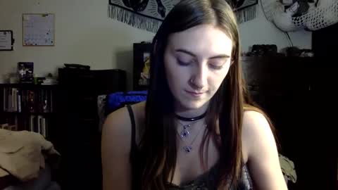 Kylianna online show from March 7, 2025, 1:42 am