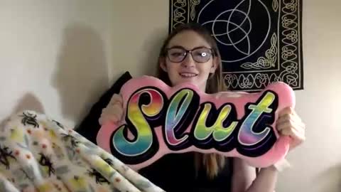 Kylianna online show from January 17, 2026, 1:43 am