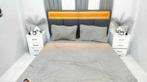 Snapshot of kylie_cums chatting on November 8, 2025, 6:18 pm kylie_cums online show from November 8, 2025, 6:18 pm