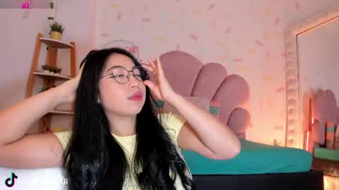 Snapshot of kylie_evans_18 chatting on July 22, 2026, 10:45 pm Kylie online show from July 22, 2026, 10:45 pm