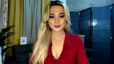 kylie online show from December 19, 2025, 11:50 am