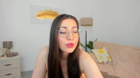 Kylie online show from April 30, 2026, 9:08 pm