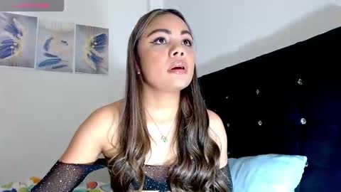 Paola online show from March 15, 2026, 8:26 pm