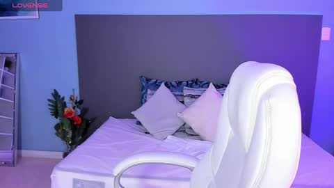 Snapshot of kylie_reyes chatting on March 6, 2025, 8:27 pm Kylie Reyes online show from March 6, 2025, 8:27 pm