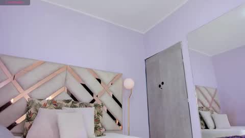 Snapshot of kylie_reyes chatting on November 25, 2025, 7:25 pm Kylie Reyes online show from November 25, 2025, 7:25 pm