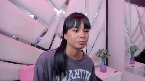 Snapshot of kylie_sexx chatting on June 17, 2026, 4:04 am kylie online show from June 17, 2026, 4:04 am