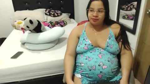 Instagram Kylie switch  followme  buy lovense here online show from November 11, 2025, 1:38 am