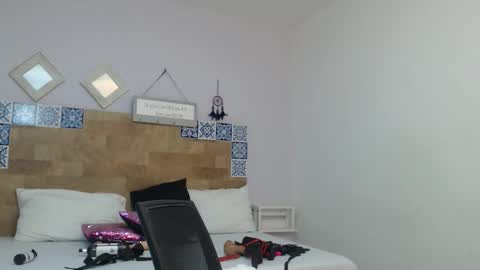 Melissa online show from November 9, 2025, 10:46 am