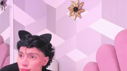 Kylie jl online show from May 31, 2026, 6:42 am