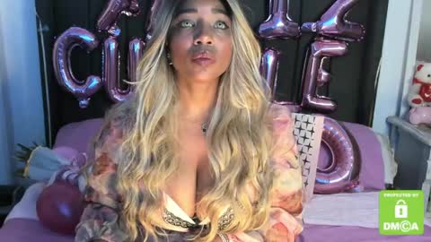 Snapshot of kyliewhiteboobs chatting on April 17, 2026, 8:01 pm kylie white boobs online show from April 17, 2026, 8:01 pm