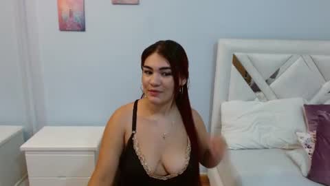Snapshot of kyliiebaker chatting on June 20, 2026, 11:57 am Kylie online show from June 20, 2026, 11:57 am