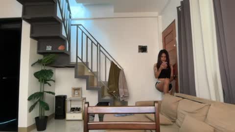 kyll_collins online show from June 24, 2026, 1:15 am