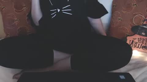 Snapshot of kymchi chatting on October 23, 2025, 11:24 pm Check Out My NSFW OnlyFans Link On Bio online show from October 23, 2025, 11:24 pm