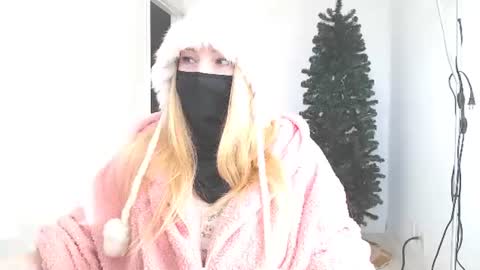 Snapshot of kymchi chatting on December 14, 2025, 7:51 pm Check Out My NSFW OnlyFans Link On Bio online show from December 14, 2025, 7:51 pm