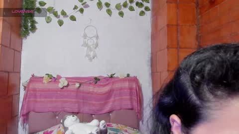 kyomi online show from January 15, 2025, 3:29 pm