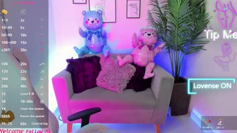 Kyomi online show from February 25, 2025, 12:13 pm