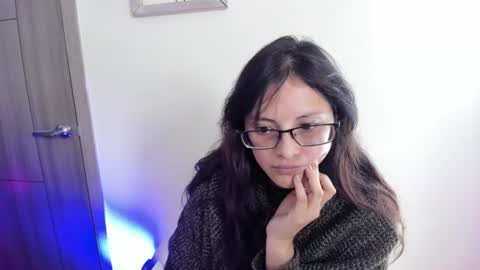 Kyomi online show from July 6, 2026, 3:03 pm