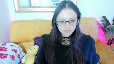 Kyomi online show from July 30, 2026, 1:21 pm