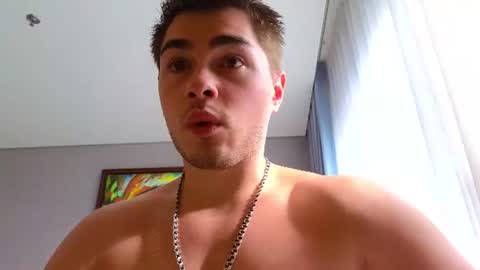 Snapshot of kyranbrauny chatting on July 8, 2026, 12:37 am Ken online show from July 8, 2026, 12:37 am