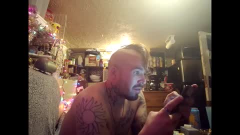 kyrowho online show from December 29, 2024, 4:05 am