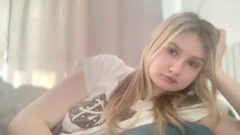 Snapshot of kyttilovelly chatting on March 14, 2026, 11:04 am Amanda online show from March 14, 2026, 11:04 am