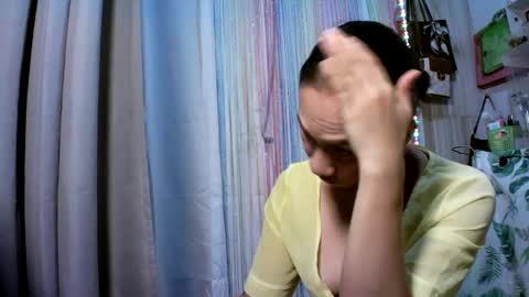 kyutshyne online show from January 27, 2025, 1:05 am