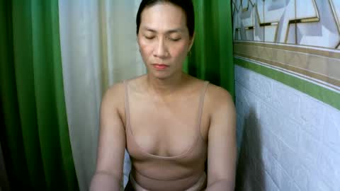 Snapshot of kyutshyne chatting on June 12, 2026, 7:35 pm kyutshyne online show from June 12, 2026, 7:35 pm